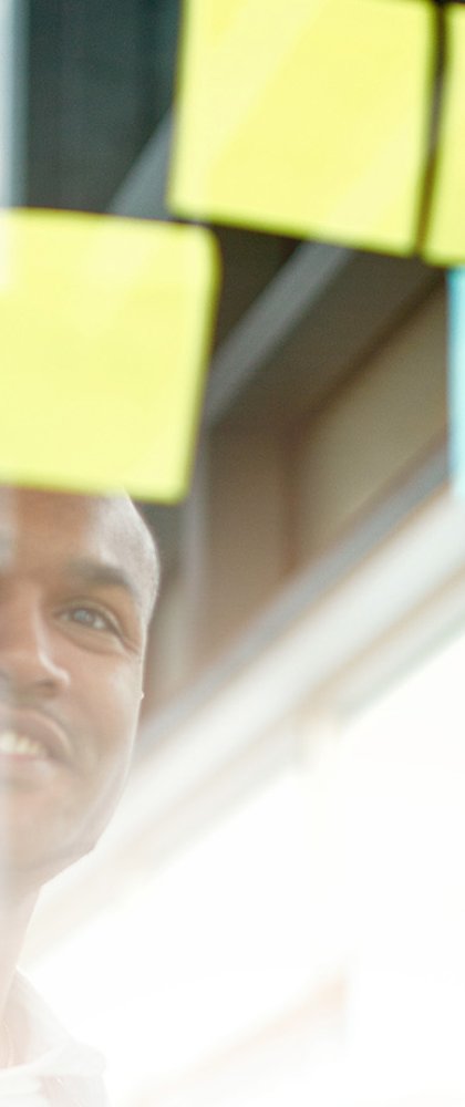 Jaaroverzicht in gele post-its