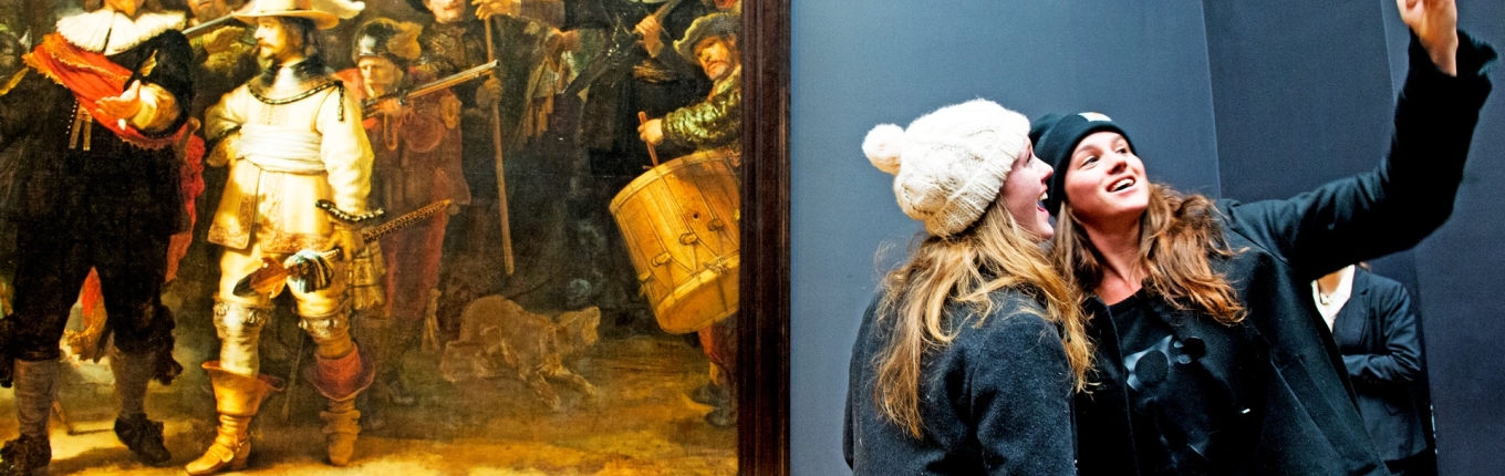 Selfie bij de Nachtwacht in Rijksmuseum