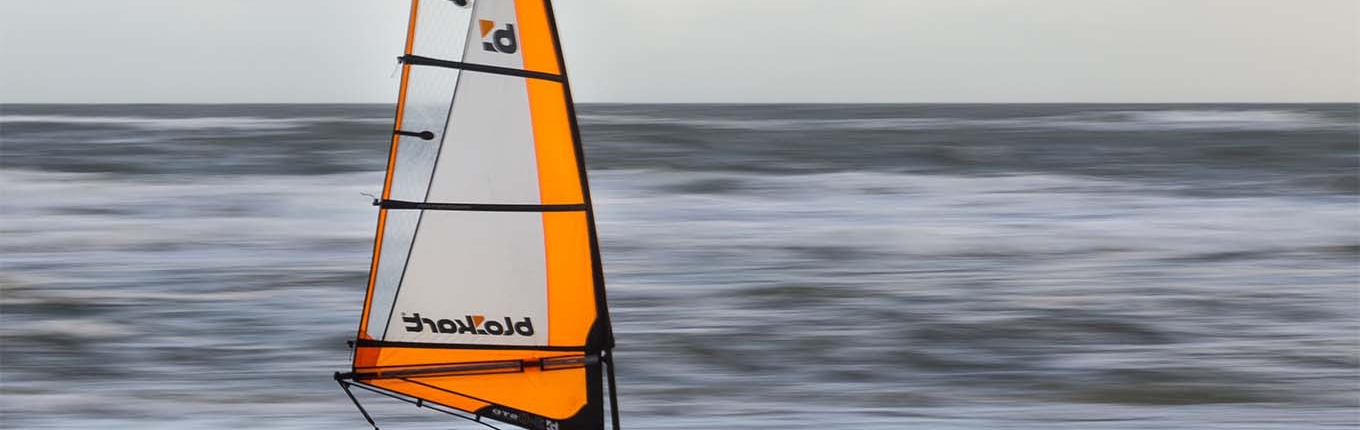 Strandzeilen op Callantsoog