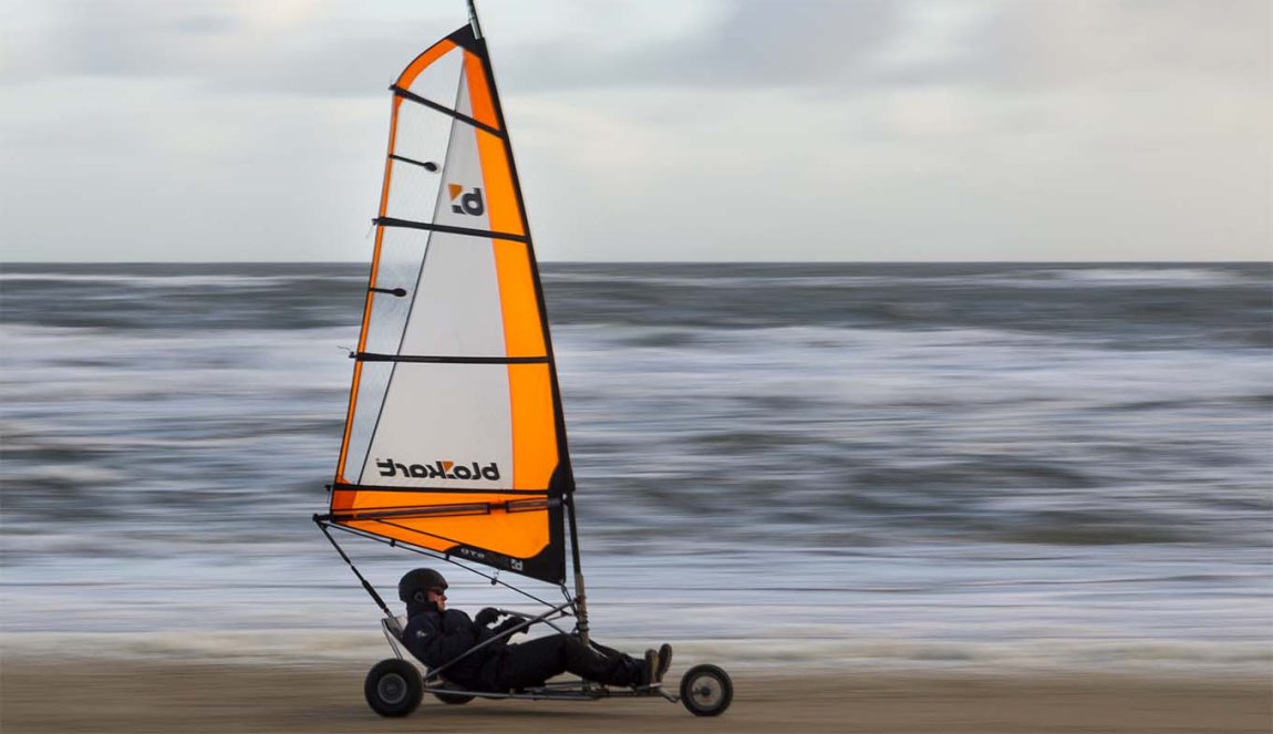 Strandzeilen op Callantsoog